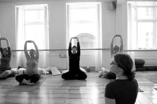 Jordemoderhuset Yoga